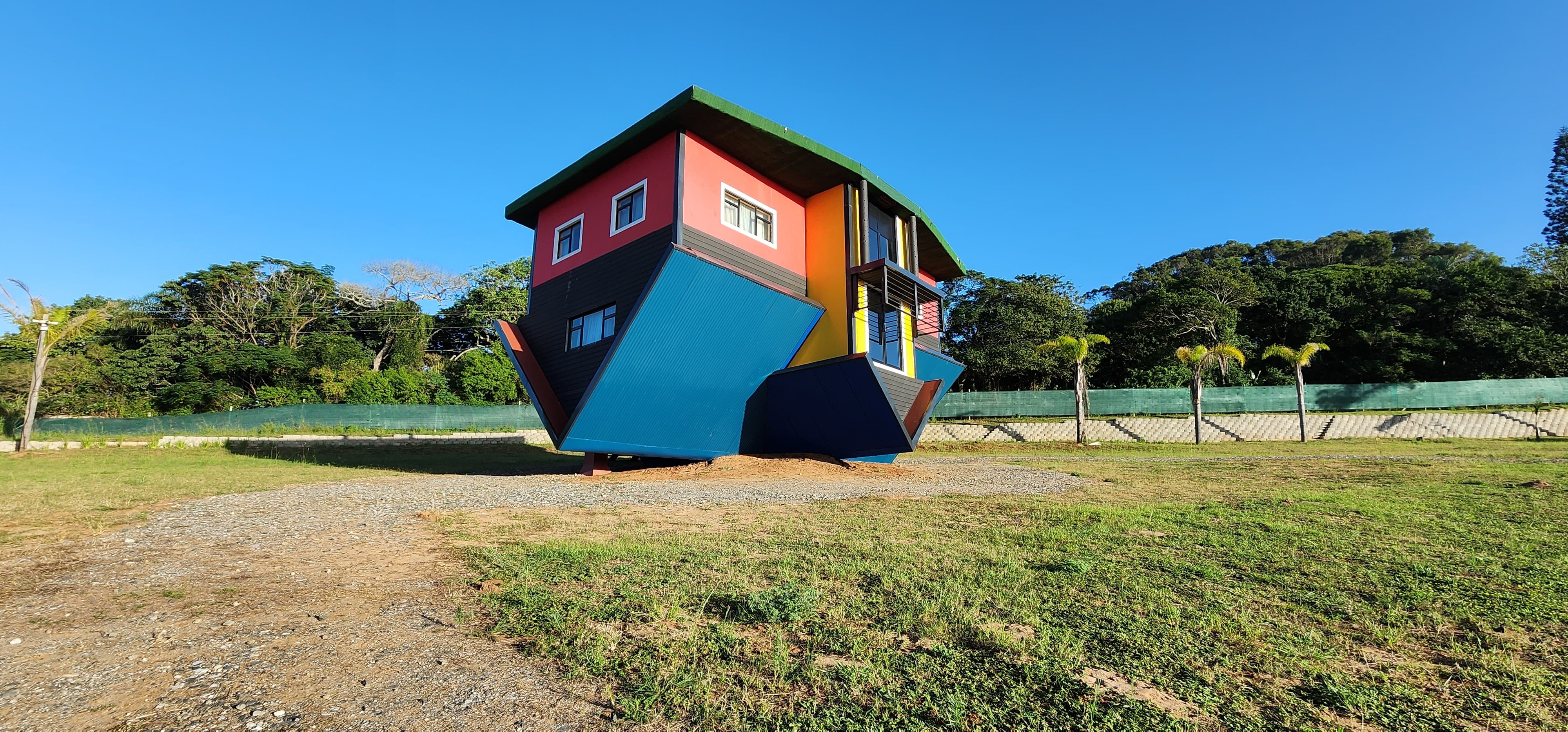 Upside Down House Melville
